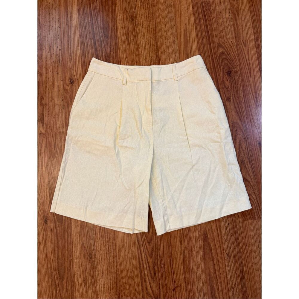 Halogen Women's Linen Blend High Waist Pleated Classic Shorts Pale Yellow Small